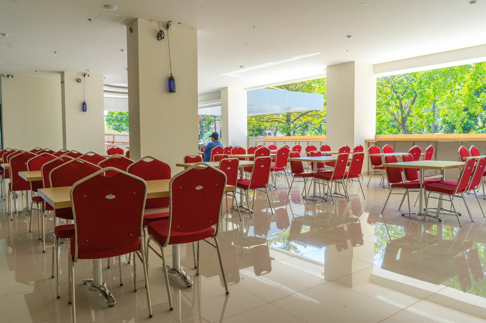 I&M Hotel Surabaya Exterior foto